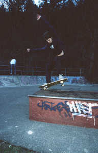 Fahrer: Sergei Berndt, Spot: Waldkirch, Trick: Nose-Grind