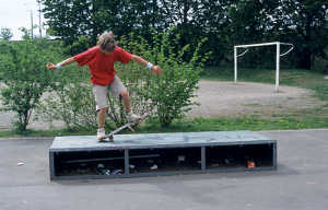 Fahrer: Local, Trick: Wheelie über die Box